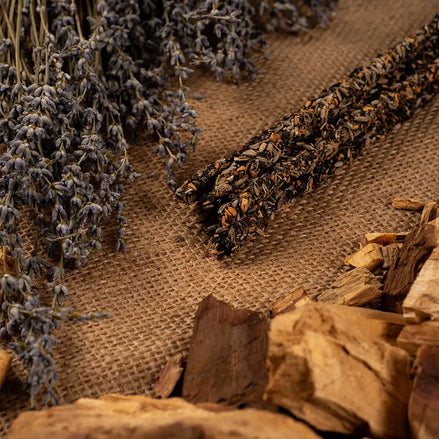 PALO SANTO & LEVANDULE