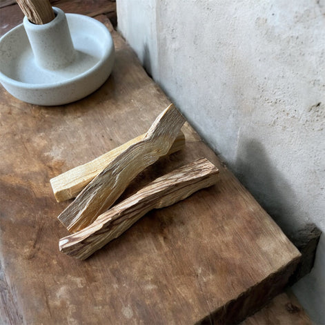 PALO SANTO