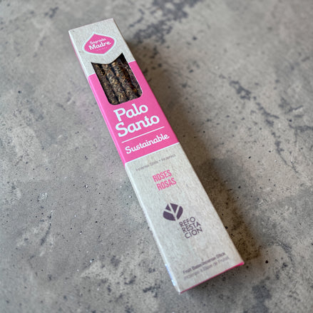 PALO SANTO & RŮŽE
